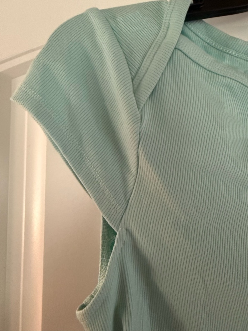 Cider Mint Ribbed Ruched Side Top - Picture 5 of 5